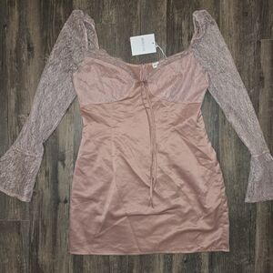 Dusty Rose Bell Sleeve Mini Dress NWT – Dress2Code Size XL